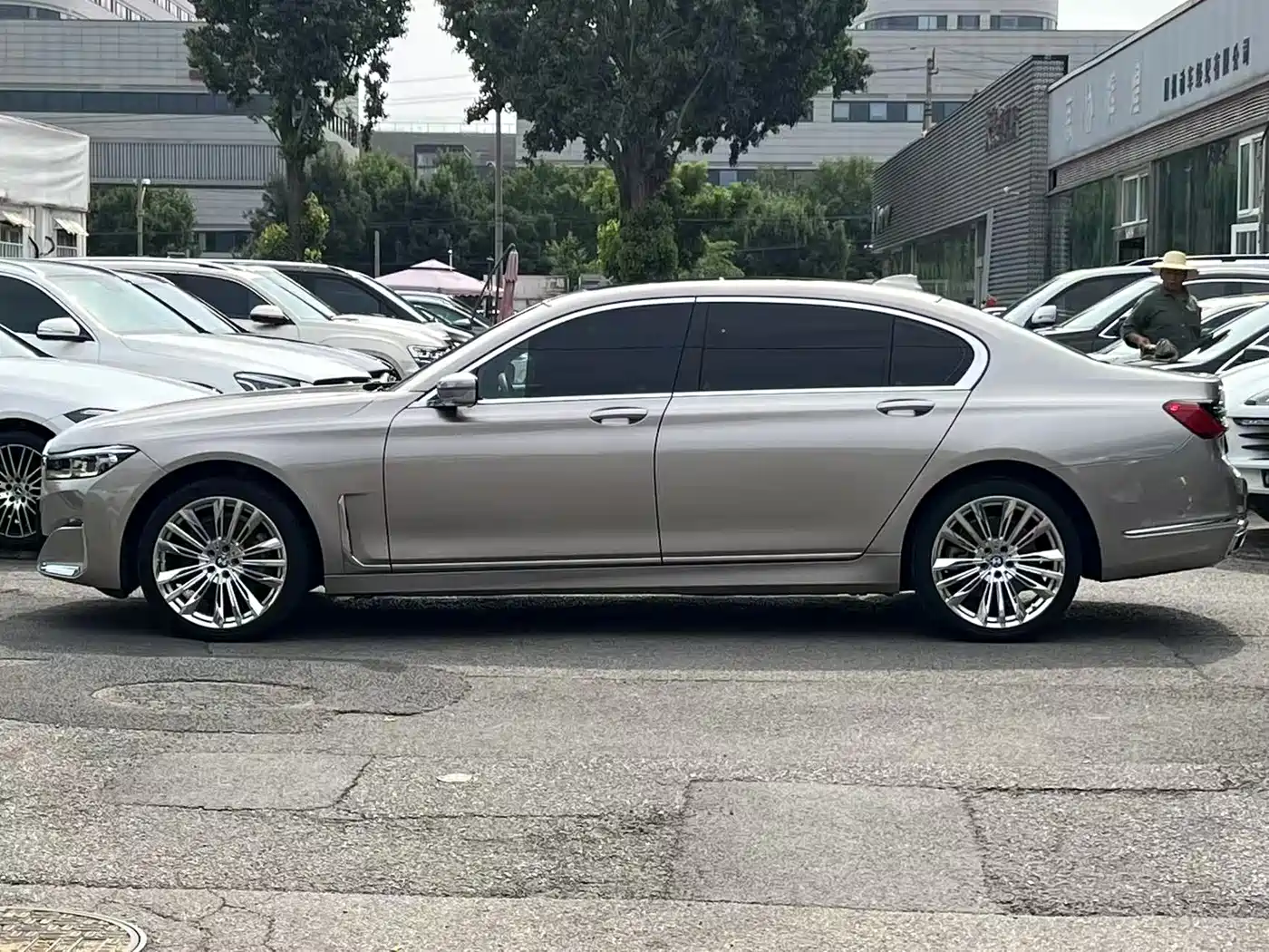 BMW 7 Series 2019 Facelift 730Li Luxury Package фото 4