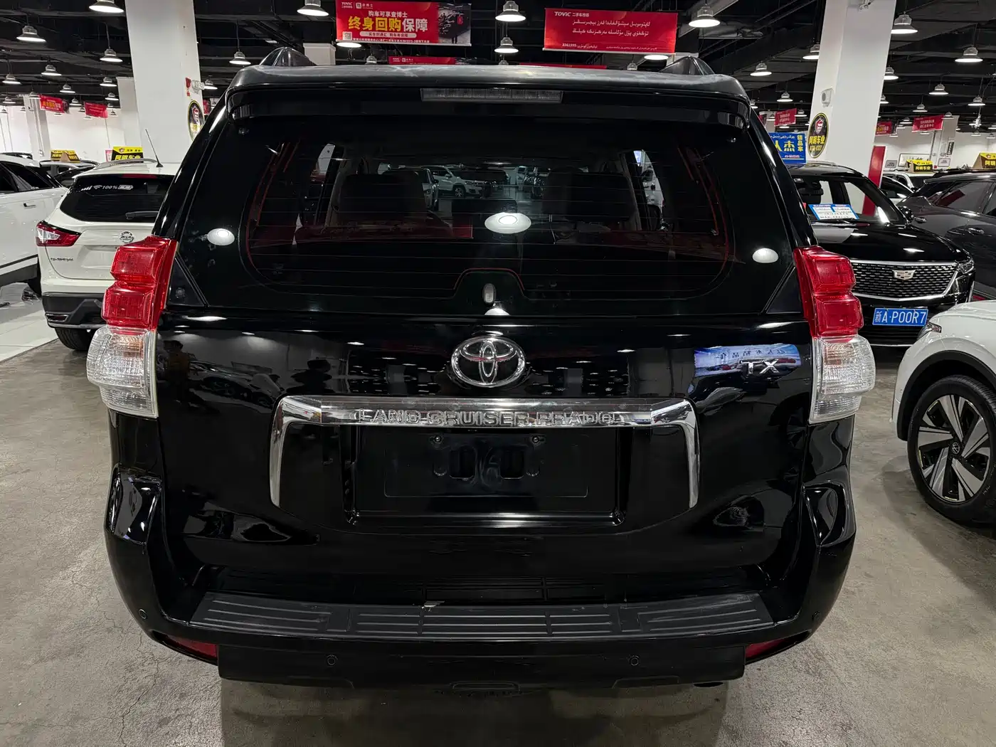 Toyota Prado 2010 4.0L Automatic TX фото 4