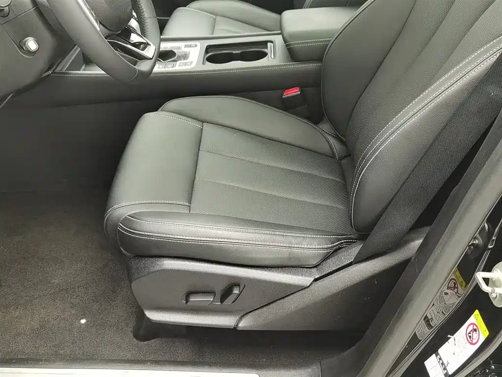 BYD Tang 2019 2.0T Automatic Smart Connect Luxury 5-seater China VI фото 20