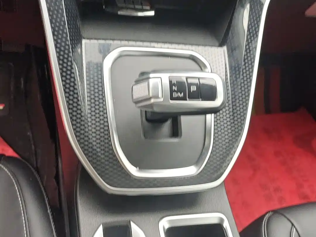 Haval M6 2021 PLUS 1.5T DCT Luxury Smart Connect фото 14