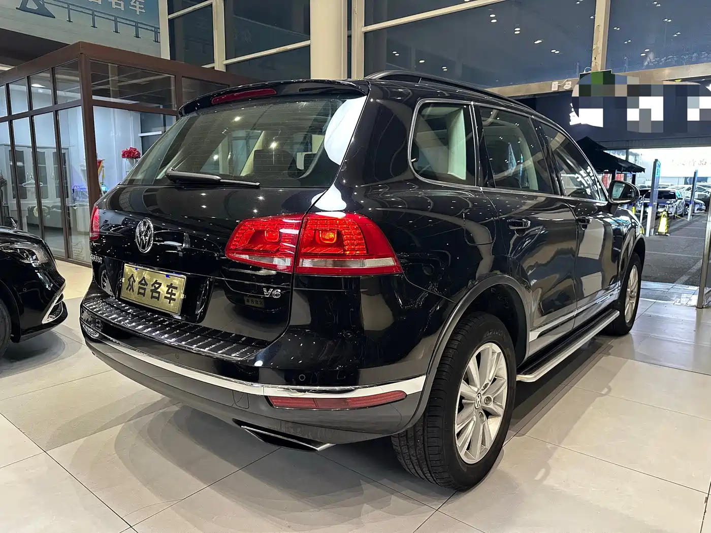 Volkswagen Touareg 2017 3.0TSI Explorer Edition фото 7
