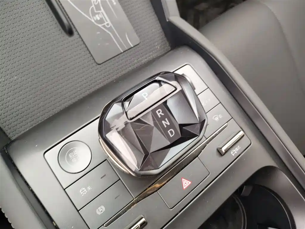 BYD Qin L 2024 DM-i 80KM Superior фото 14