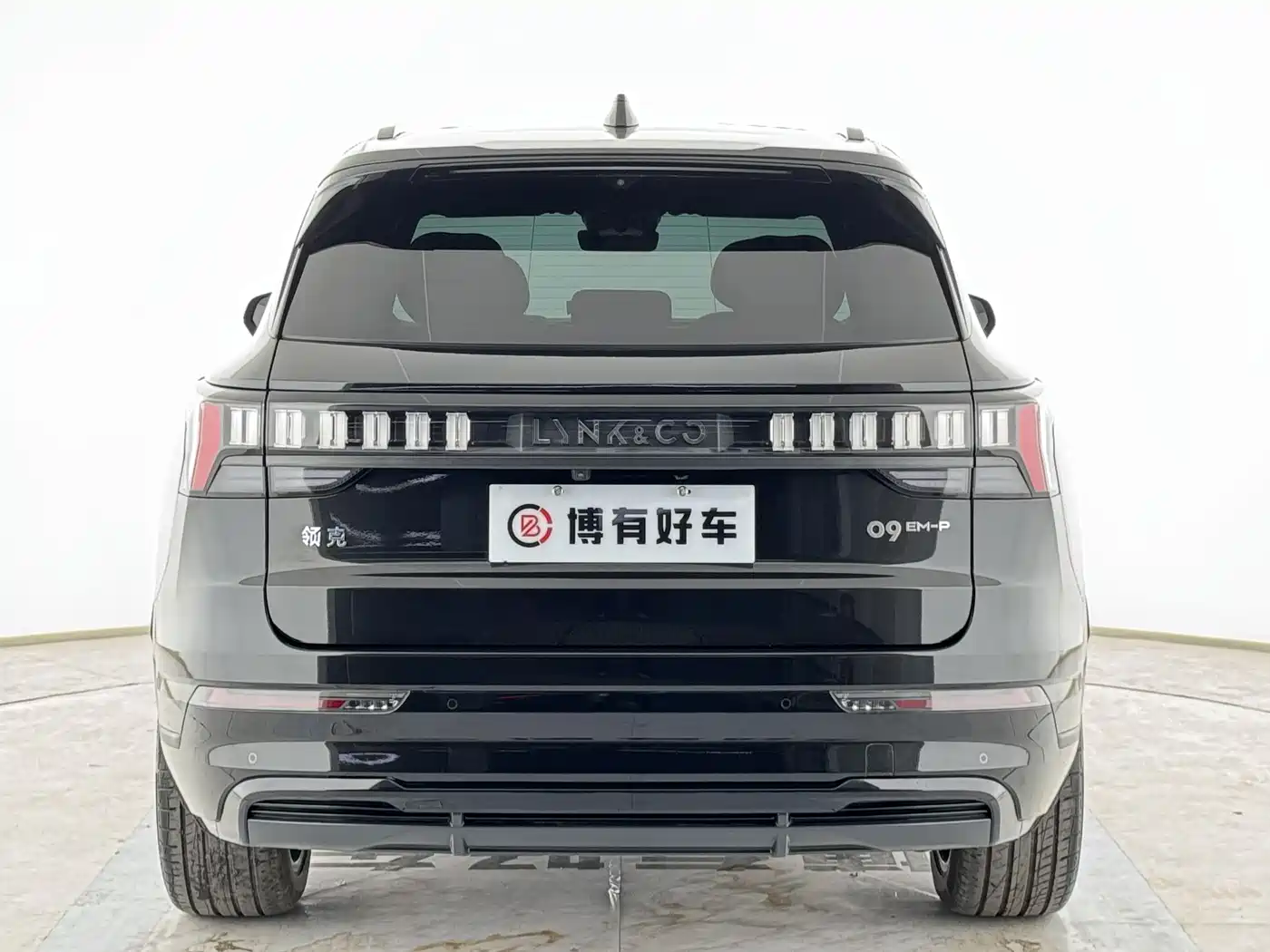 Lynk & Co 09 EM-P 2025 Model 2.0TD EM-P 4WD Max 5-Seater фото 17