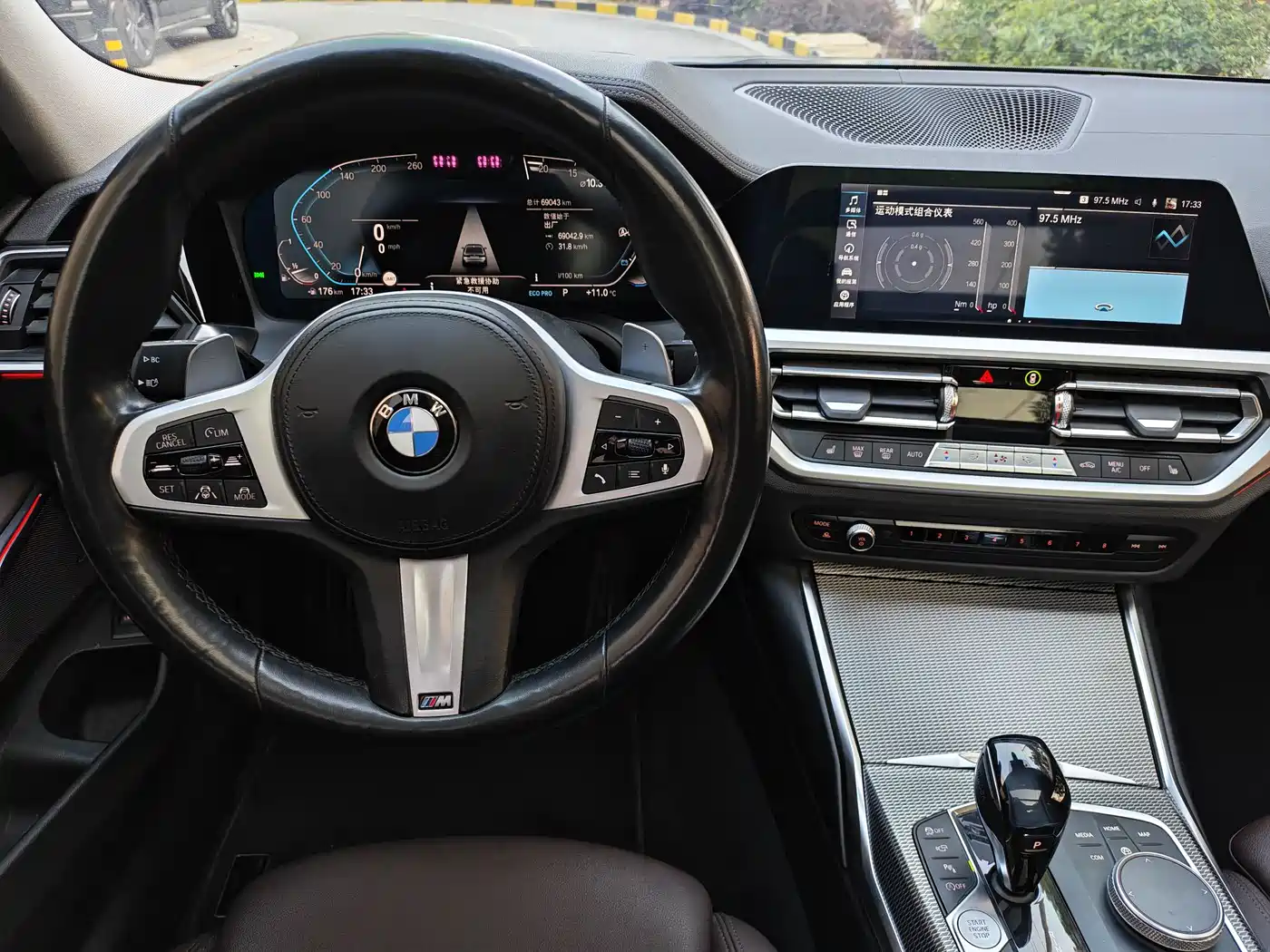 BMW 3 Series 2020 325Li M Sport Black Night Package фото 15