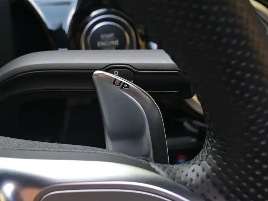 Mercedes-Benz A-Class AMG 2023 Model Year AMG A 35 L 4MATIC фото 39