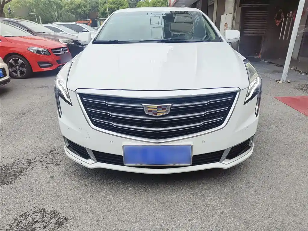 Cadillac XTS 2018 28T Elite фото 3