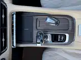 Фото 20 - Geely Monjaro