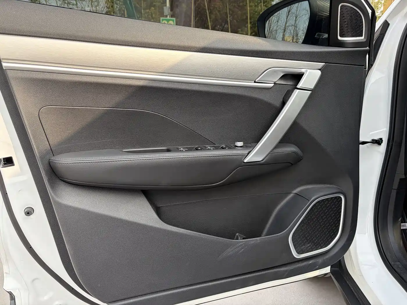 GEELY AUTOMOBILE BINYUE