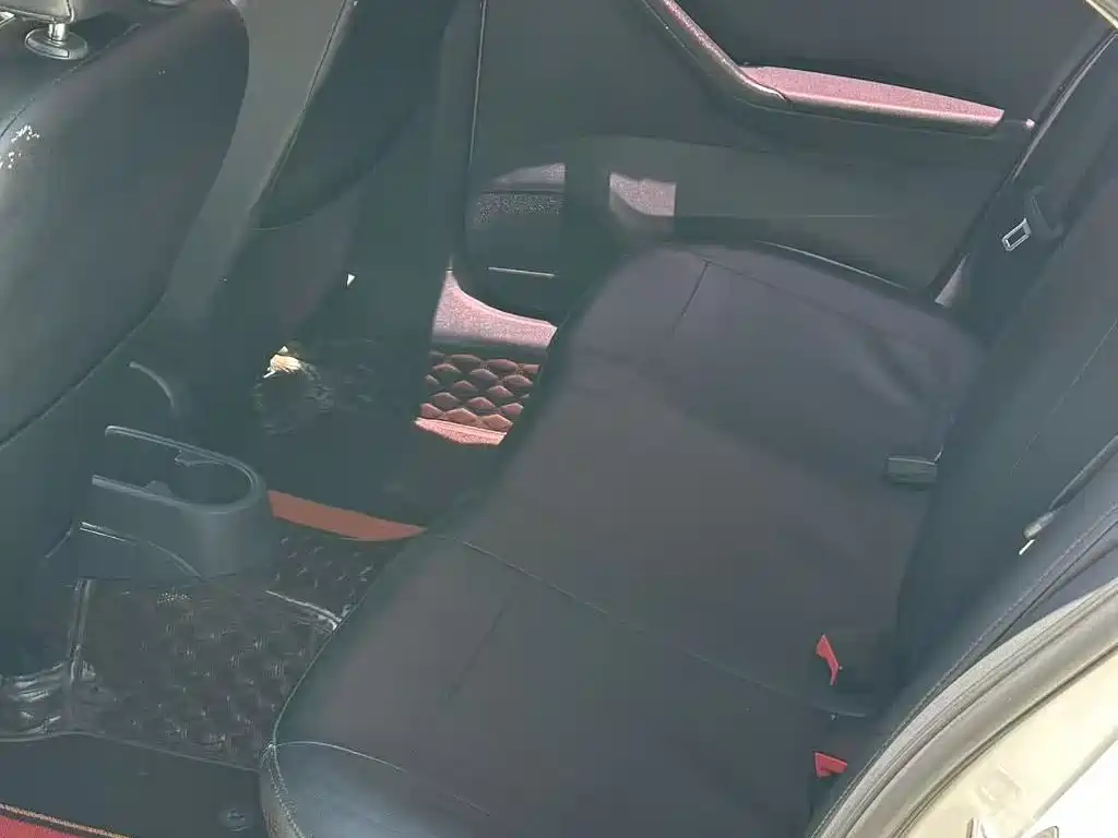 Volkswagen Jetta 2017 1.5L Manual Fashion фото 8