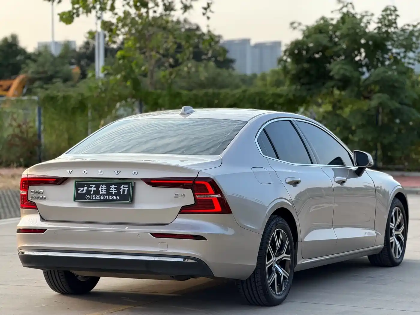 Photo 6 - Volvo S60