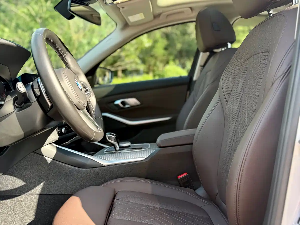 BMW 3 Series 2022 Facelift 325i M Sport Shadow Edition фото 9