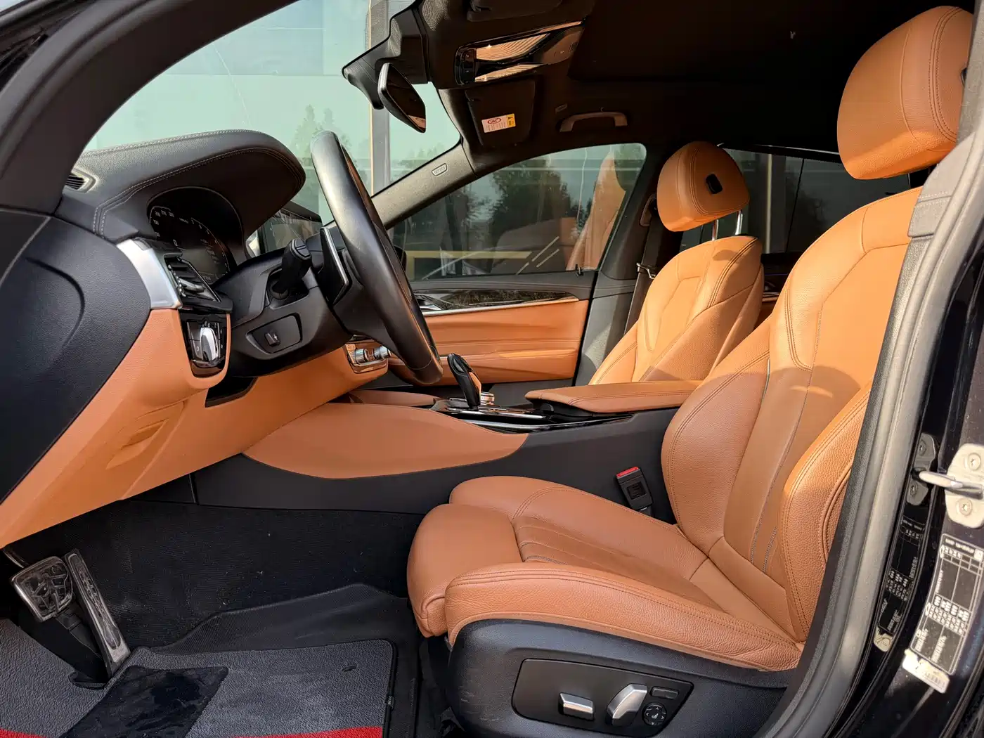 BMW 6 Series GT 2021 630i M Sport Package фото 9