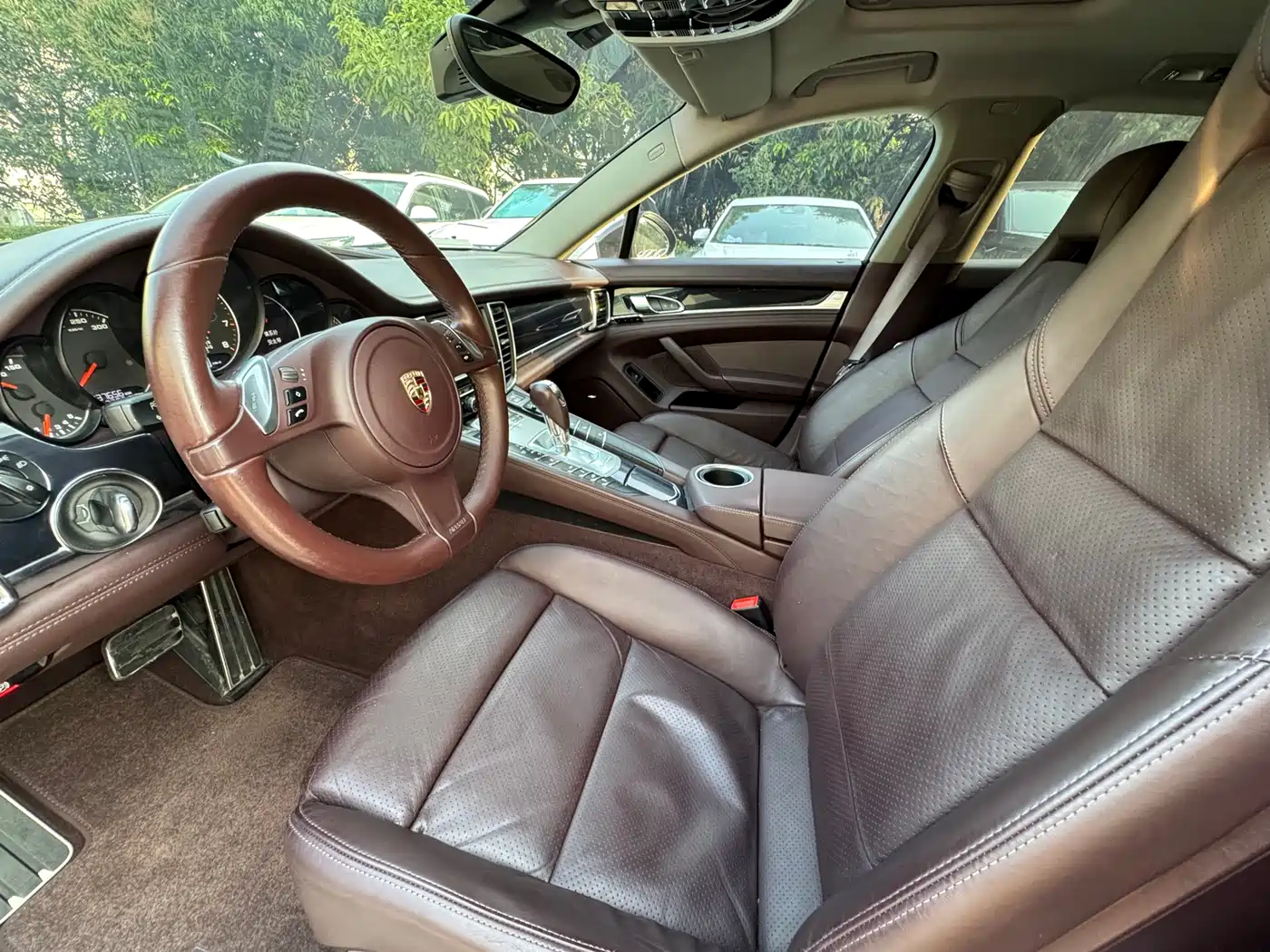 Porsche Panamera 2014 Panamera 4 3.0T фото 16