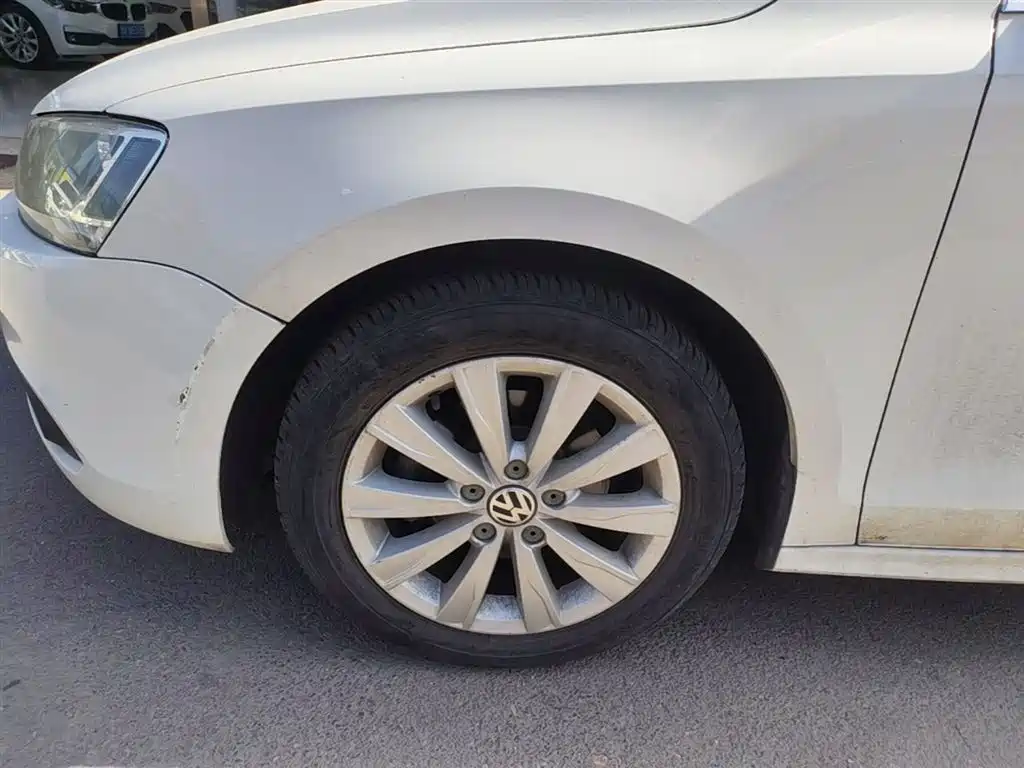 Volkswagen Sagitar 2014 Facelift 1.6L Automatic Comfort фото 23