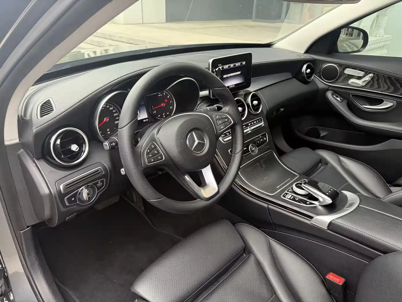 Mercedes-Benz C-Class 2018 C 200 L Sport Edition фото 23