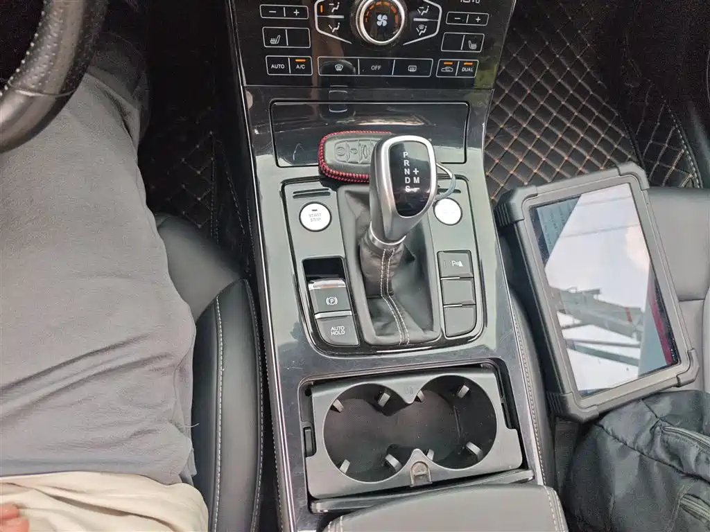 Hongqi H5 2019 30TD Smart Connect Rhythm Edition фото 14