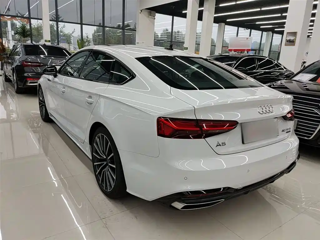 Audi A5 (Import) 2024 Sportback 40 TFSI quattro Luxury Dynamic фото 23