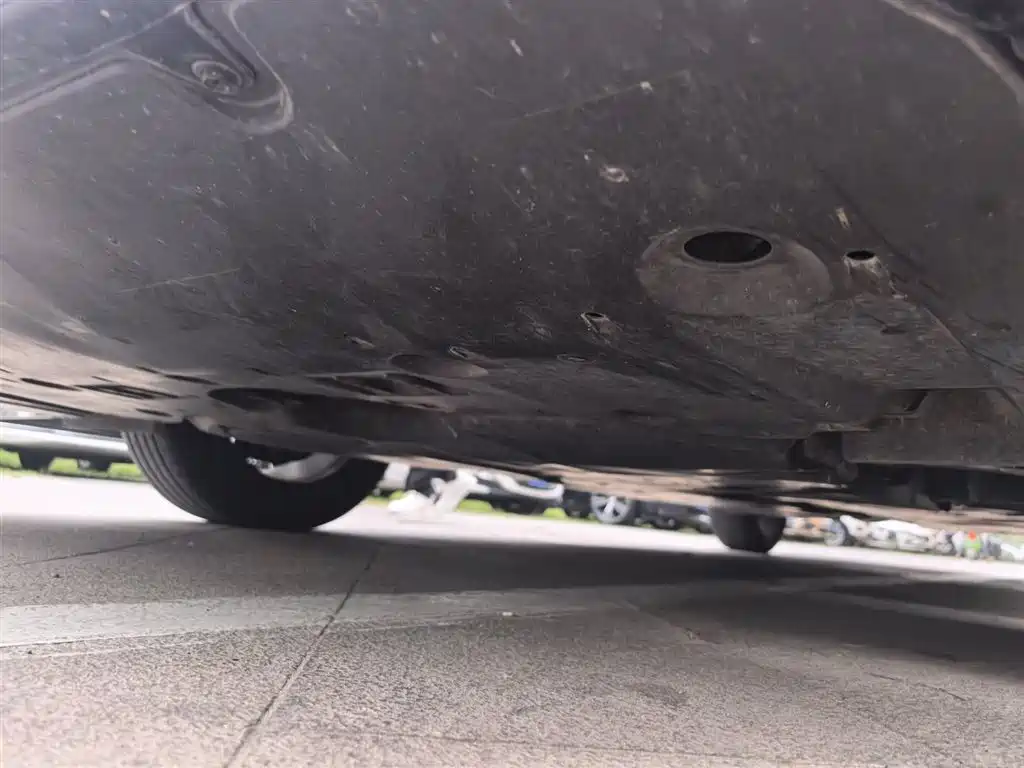 Toyota Avalon 2023 2.0L Aspiration Edition фото 19