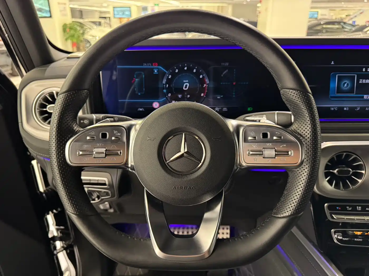 Mercedes-Benz G-Class 2024 G 500 Collector's Edition фото 9