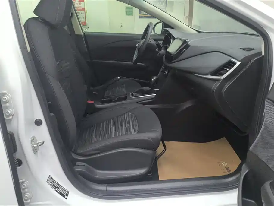 Chevrolet Cavalier 2019 320 Auto Sunroof Enjoyment Edition фото 8