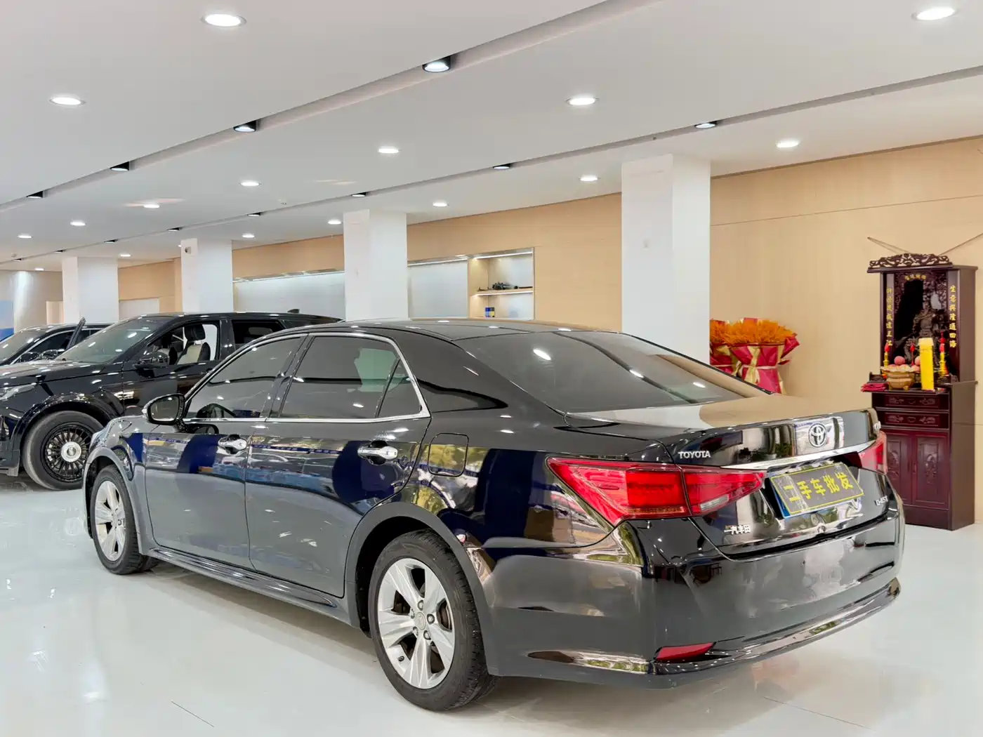 Toyota Crown 2015 2.0T Fashion фото 9