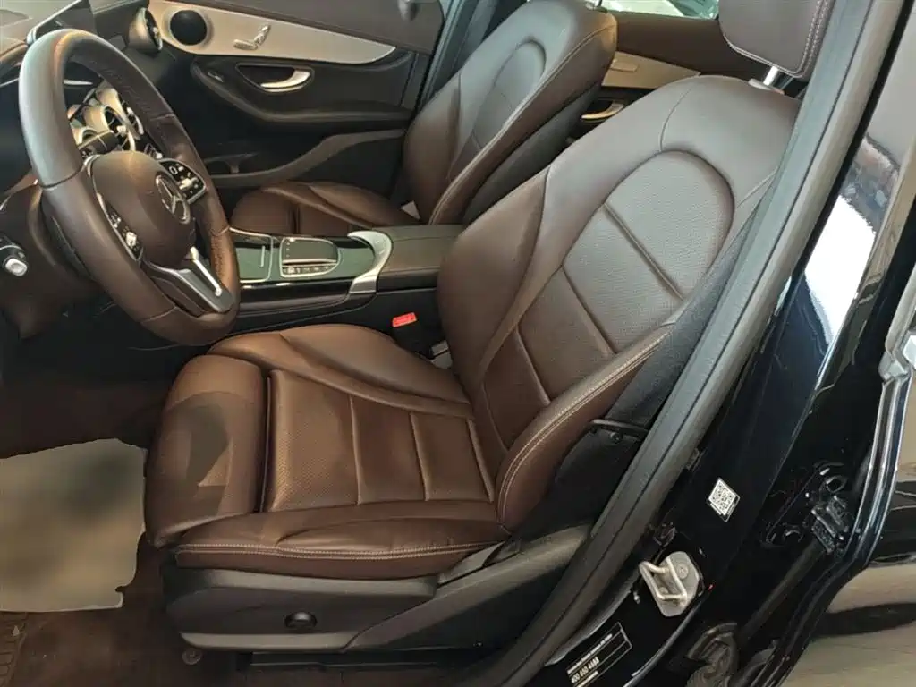 Mercedes-Benz GLC 2020 Facelift GLC 260 L 4MATIC Dynamic фото 15