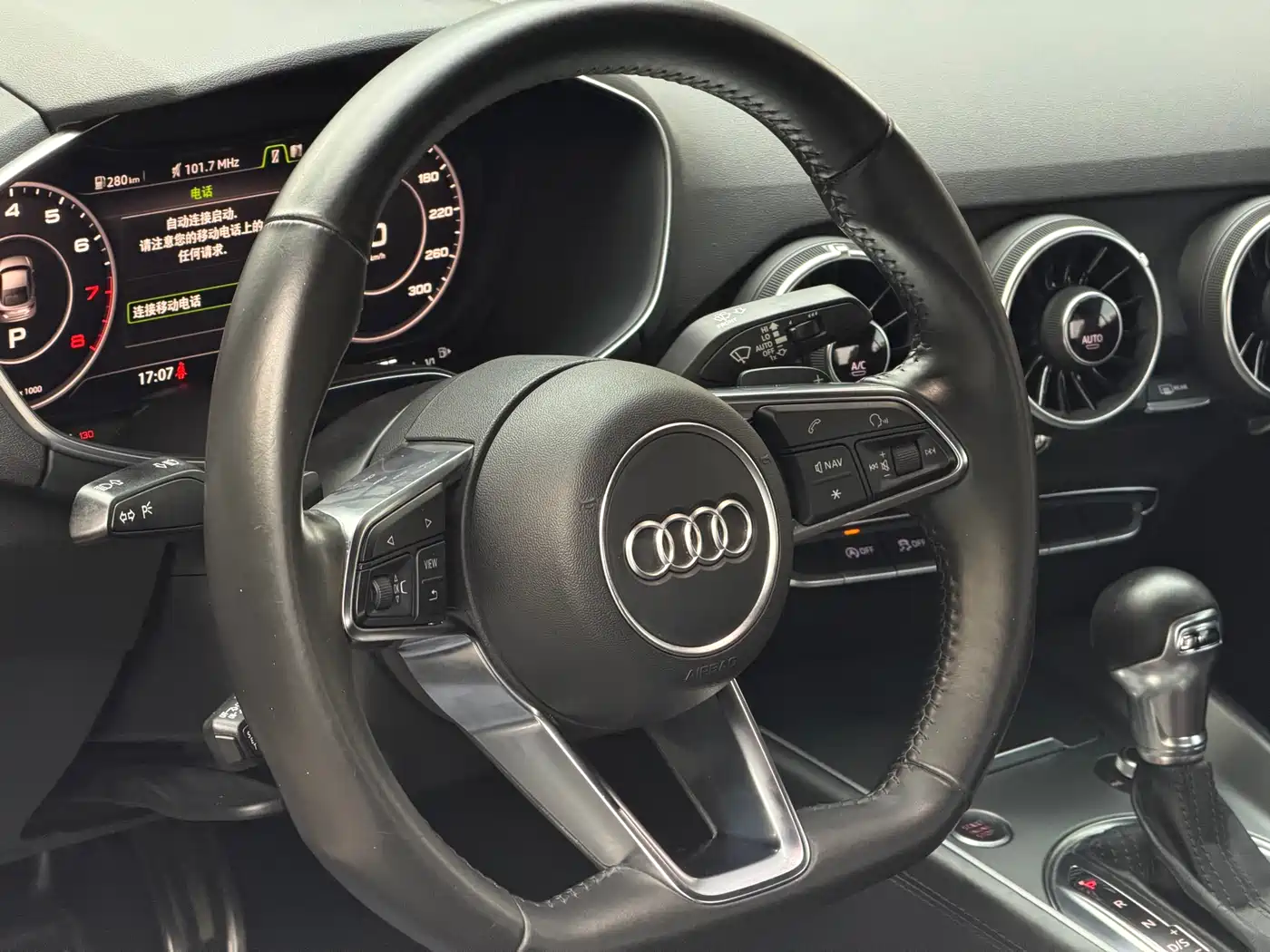 Audi TT 2015 TT Coupe 45 TFSI фото 5