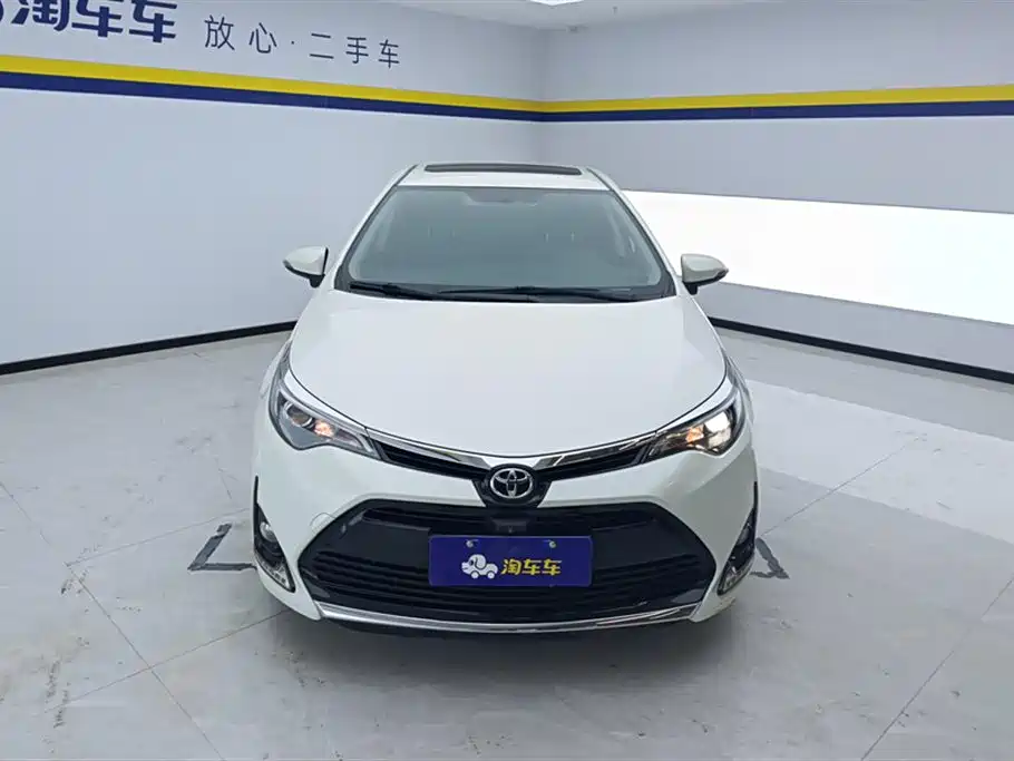Toyota Levin 2017 Facelift 185T CVT Elite Edition China VI фото 2