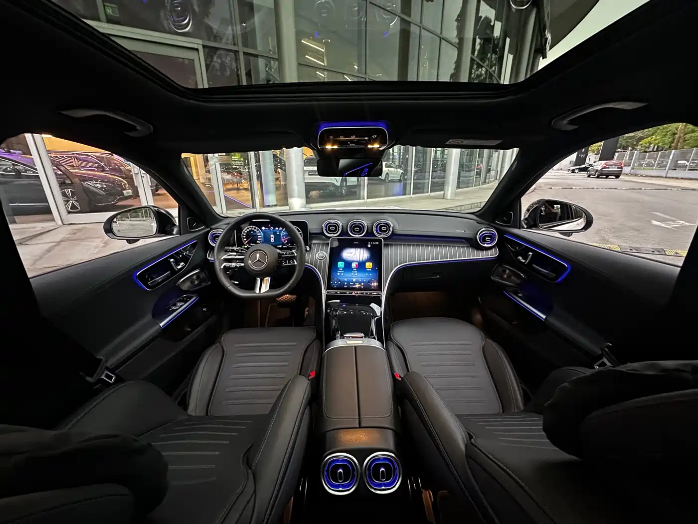 Mercedes-Benz C-Class 2025 C 260 L Night Sport Edition фото 4
