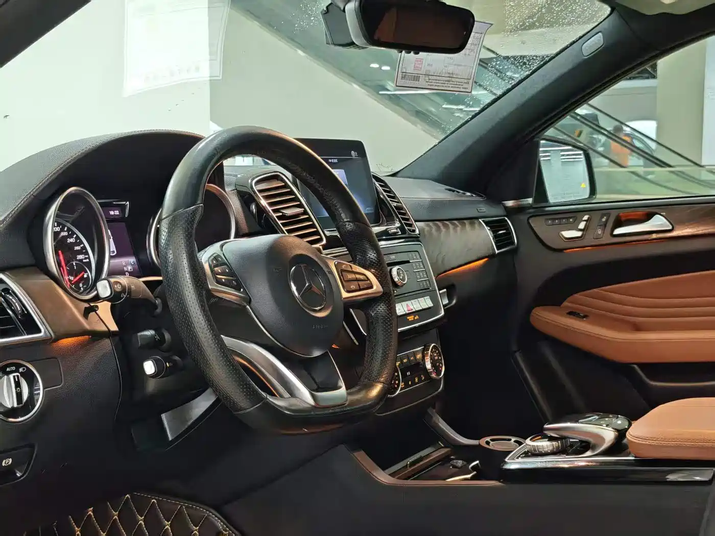 Mercedes-Benz GLE Coupe AMG 2017 AMG GLE 43 4MATIC Coupe SUV фото 6