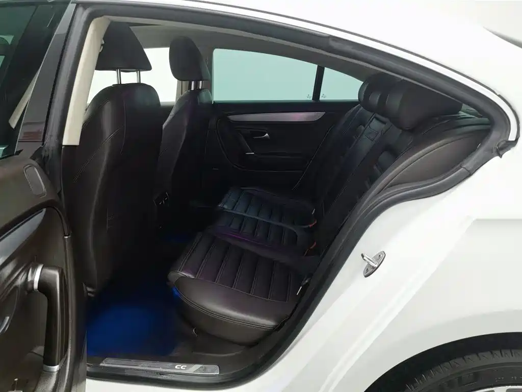 Volkswagen FAW-Volkswagen CC 2018 2.0TSI Luxury фото 15