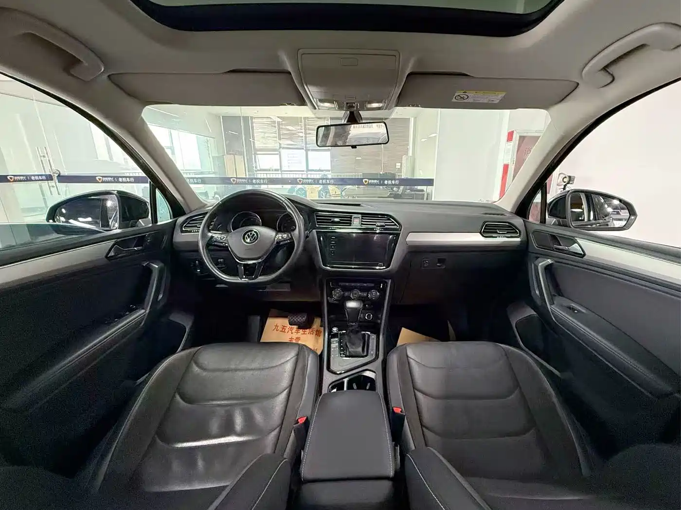 Volkswagen Tiguan L 2021 330TSI Automatic 2WD Smart фото 12