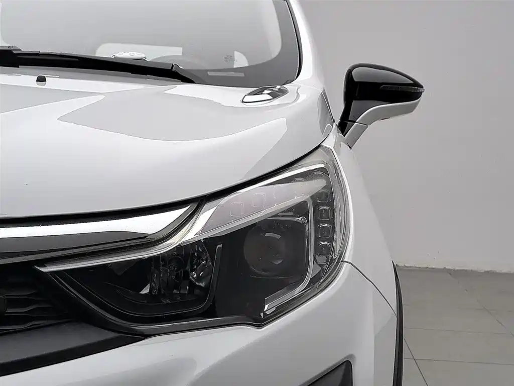 BYD Yuan 2017 1.5L Manual Cool Connect фото 7