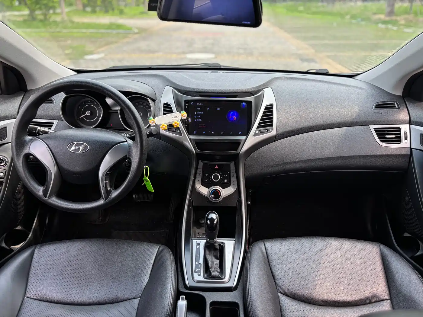 Hyundai Langdong 2016 1.6L Automatic Smart Edition фото 14