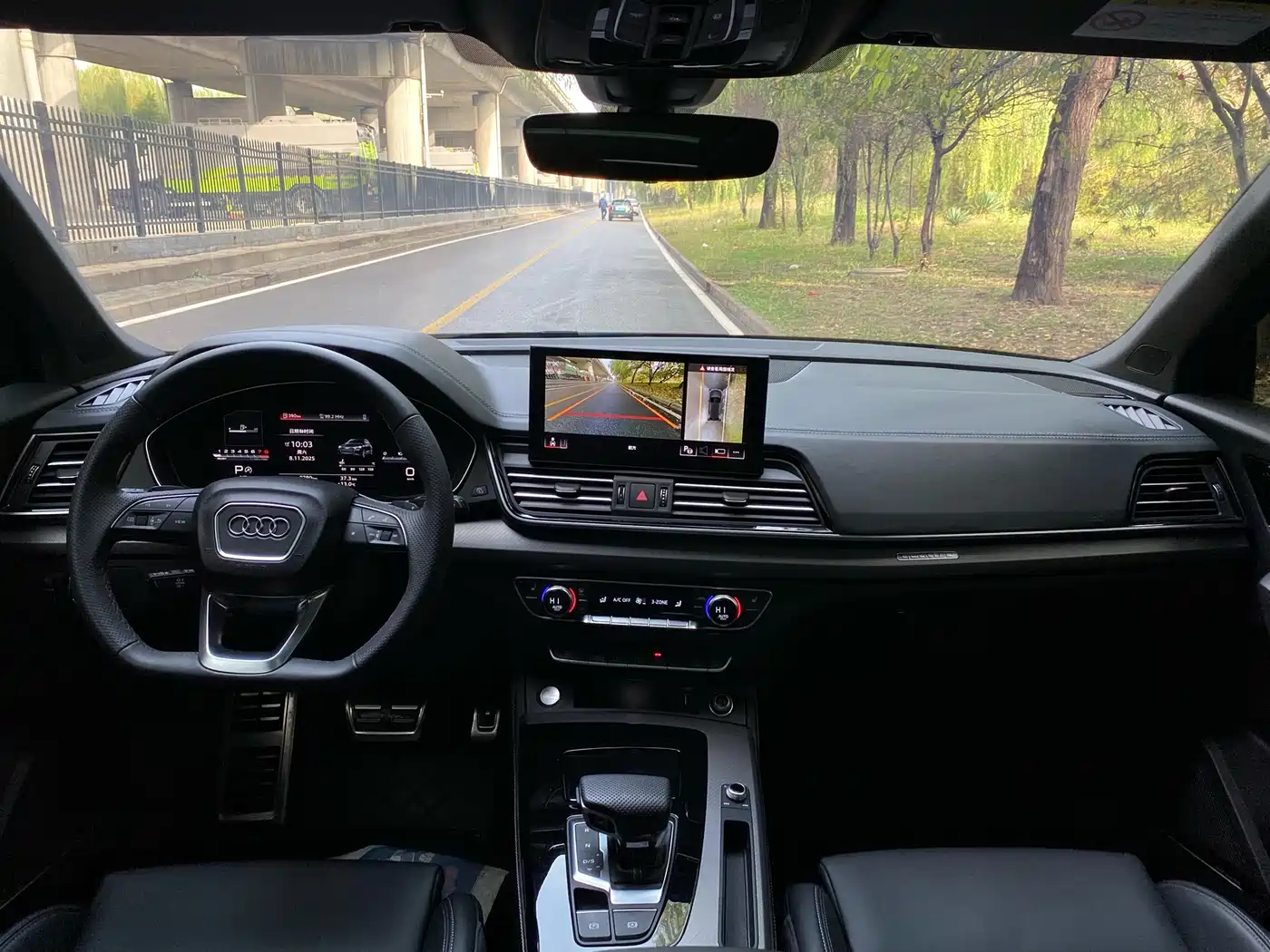Audi Q5L 2024 Model 45 TFSI Luxury Dynamic фото 6