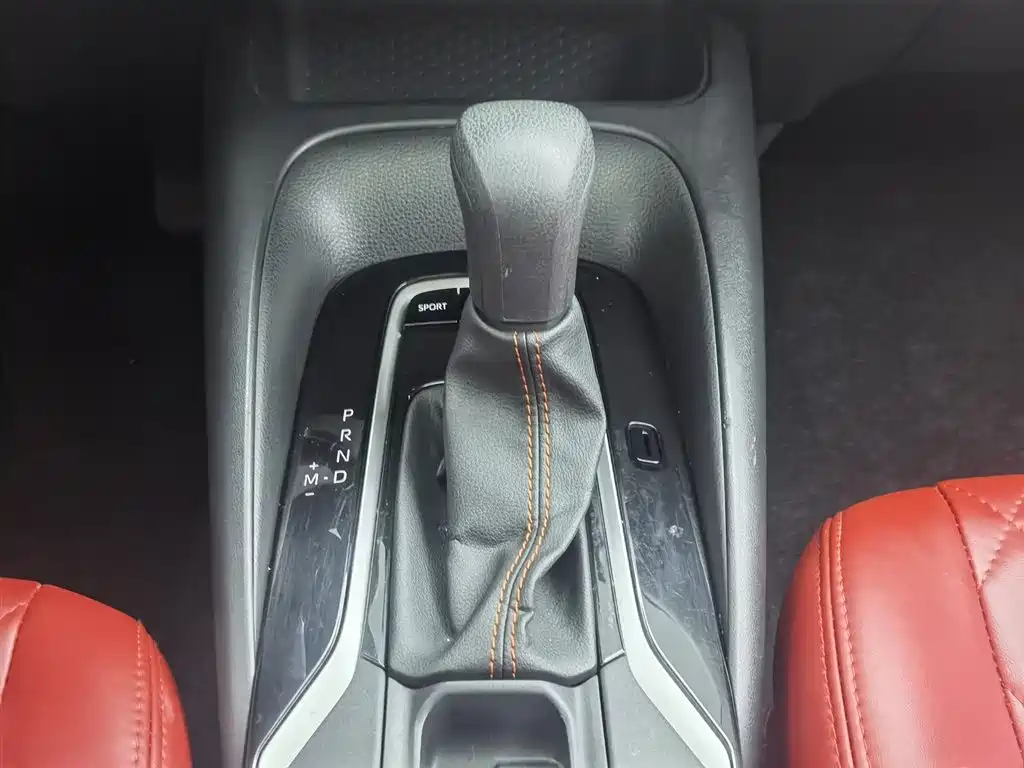 Toyota Corolla 2021 1.2T S-CVT Elite PLUS Edition фото 13