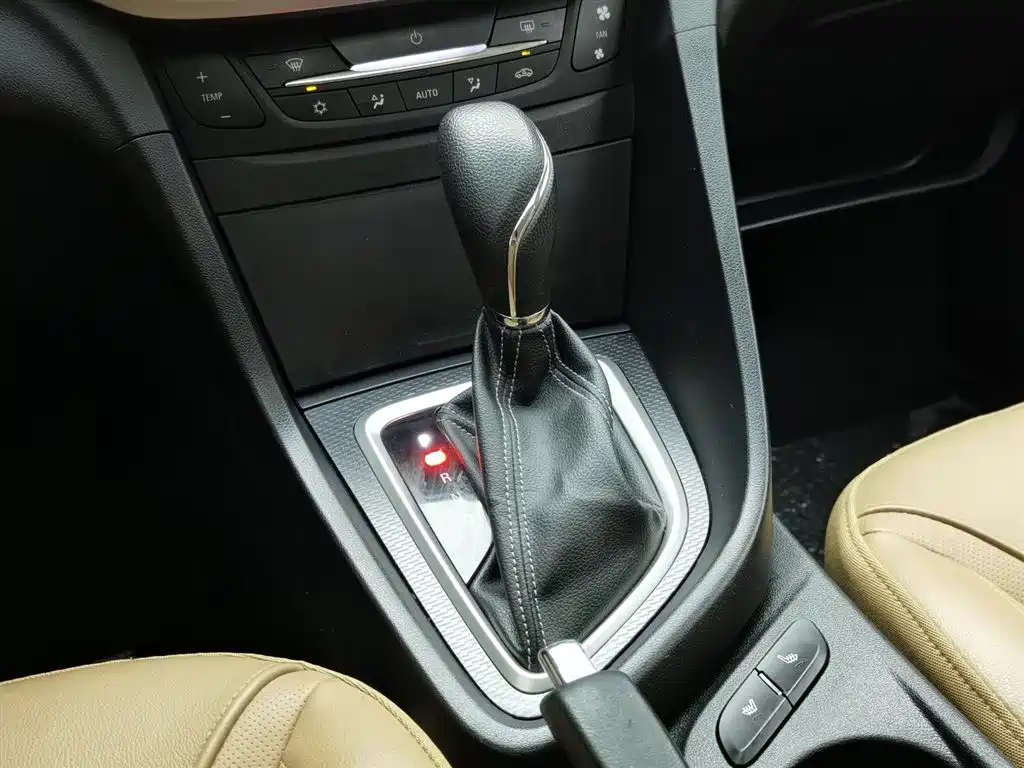 Buick Excelle 2018 18T Automatic Flagship фото 13