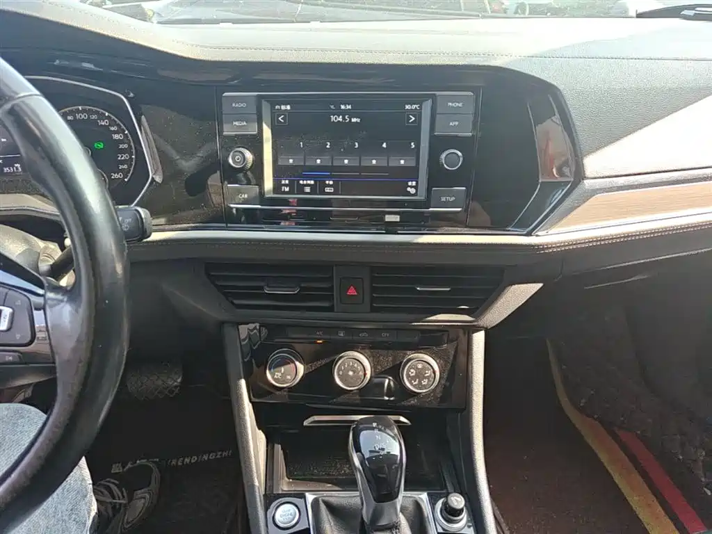 Volkswagen Sagitar 2019 200TSI DSG Comfort Edition China VI фото 20