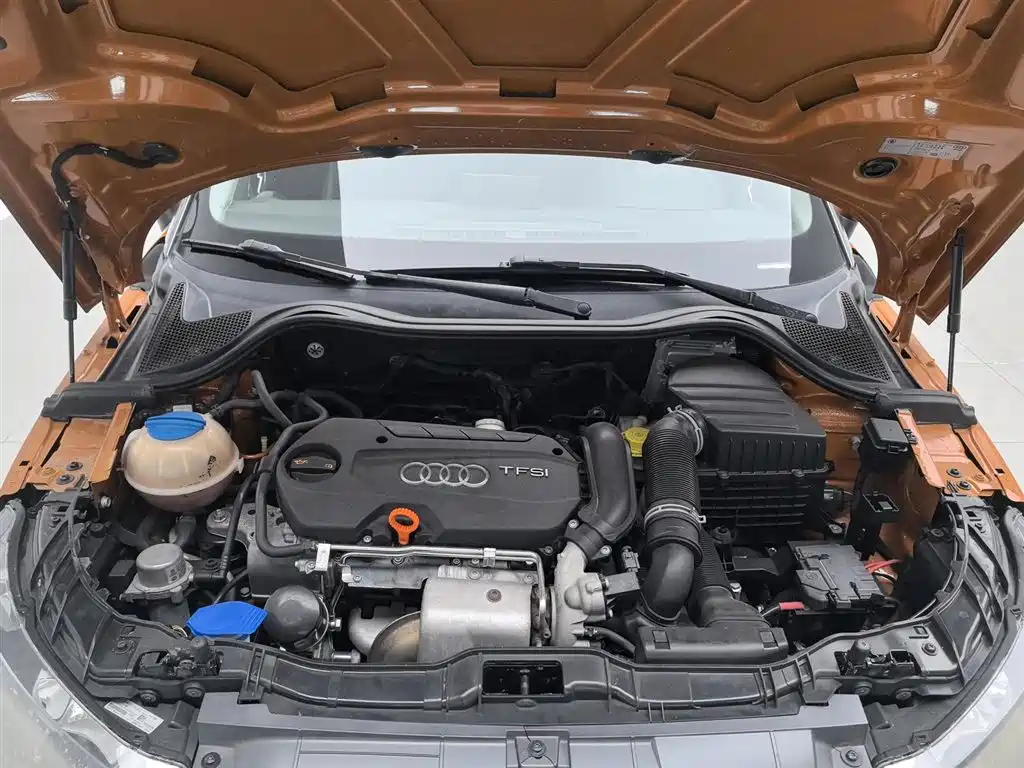 Audi A1 2013 Model 30 TFSI Sportback Ego фото 6