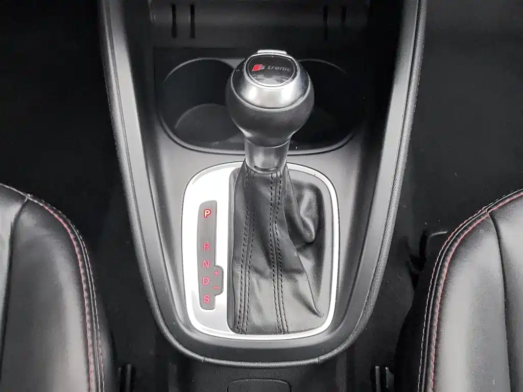 Audi A1 2013 Model 30 TFSI Sportback Ego фото 13