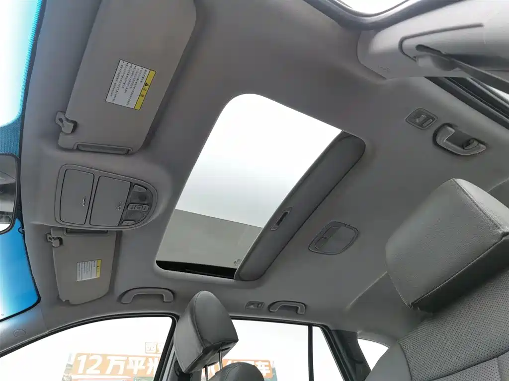 Hyundai Santa Fe Classic 2012 2.4 Ultimate Edition 7-Seater AWD фото 14