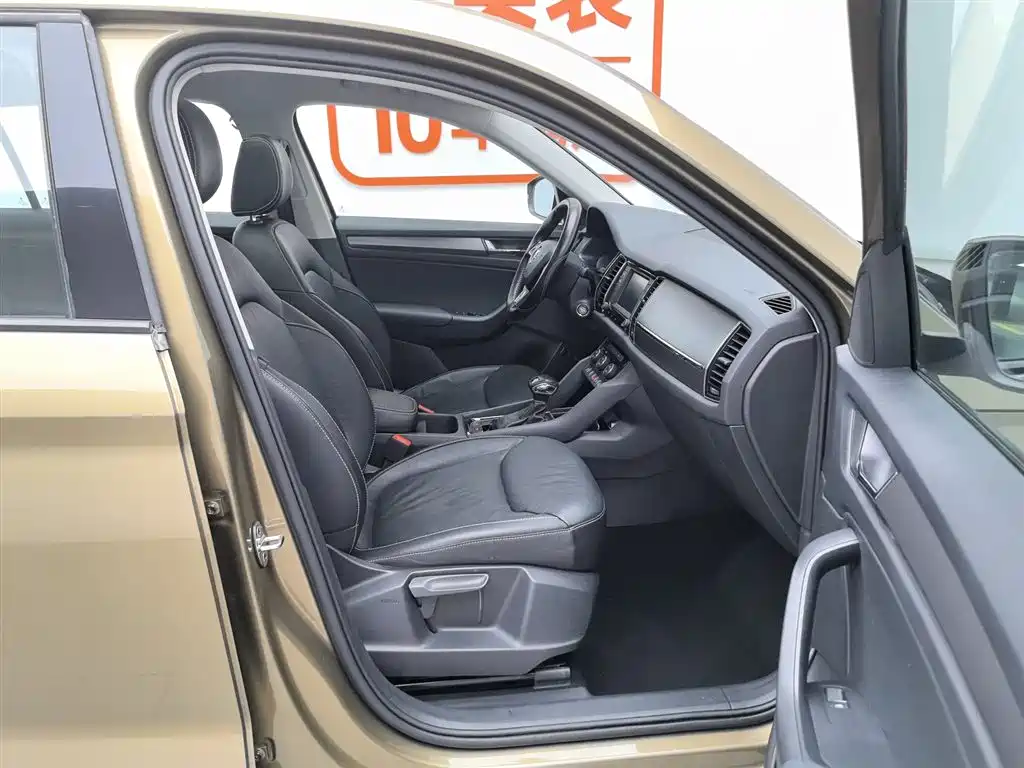 Škoda Kodiaq 2017 TSI330 5-seater 2WD Luxury Edition фото 23