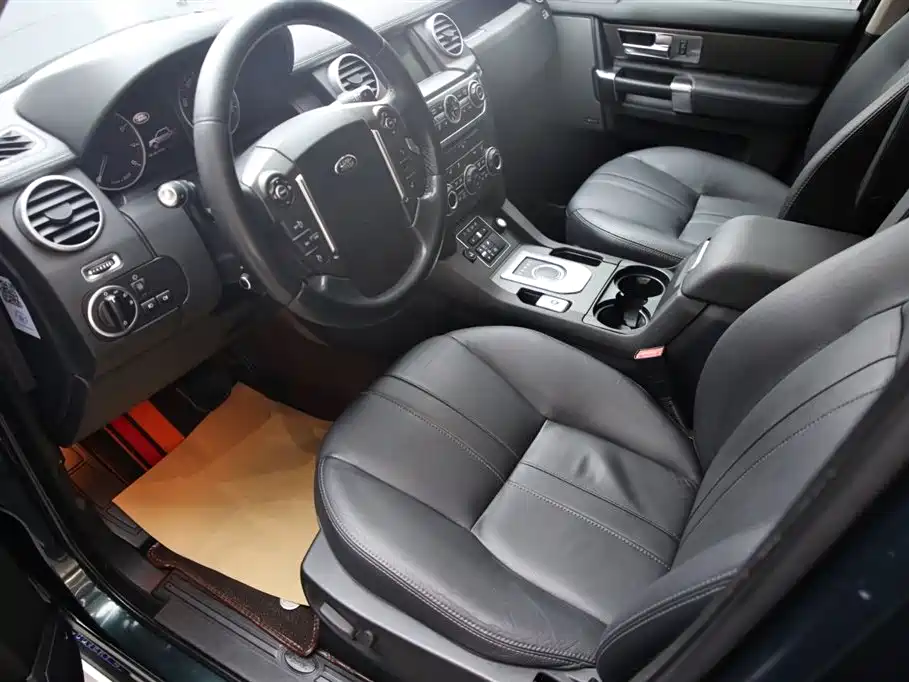 Land Rover Discovery 2015 3.0 SC V6 HSE фото 5