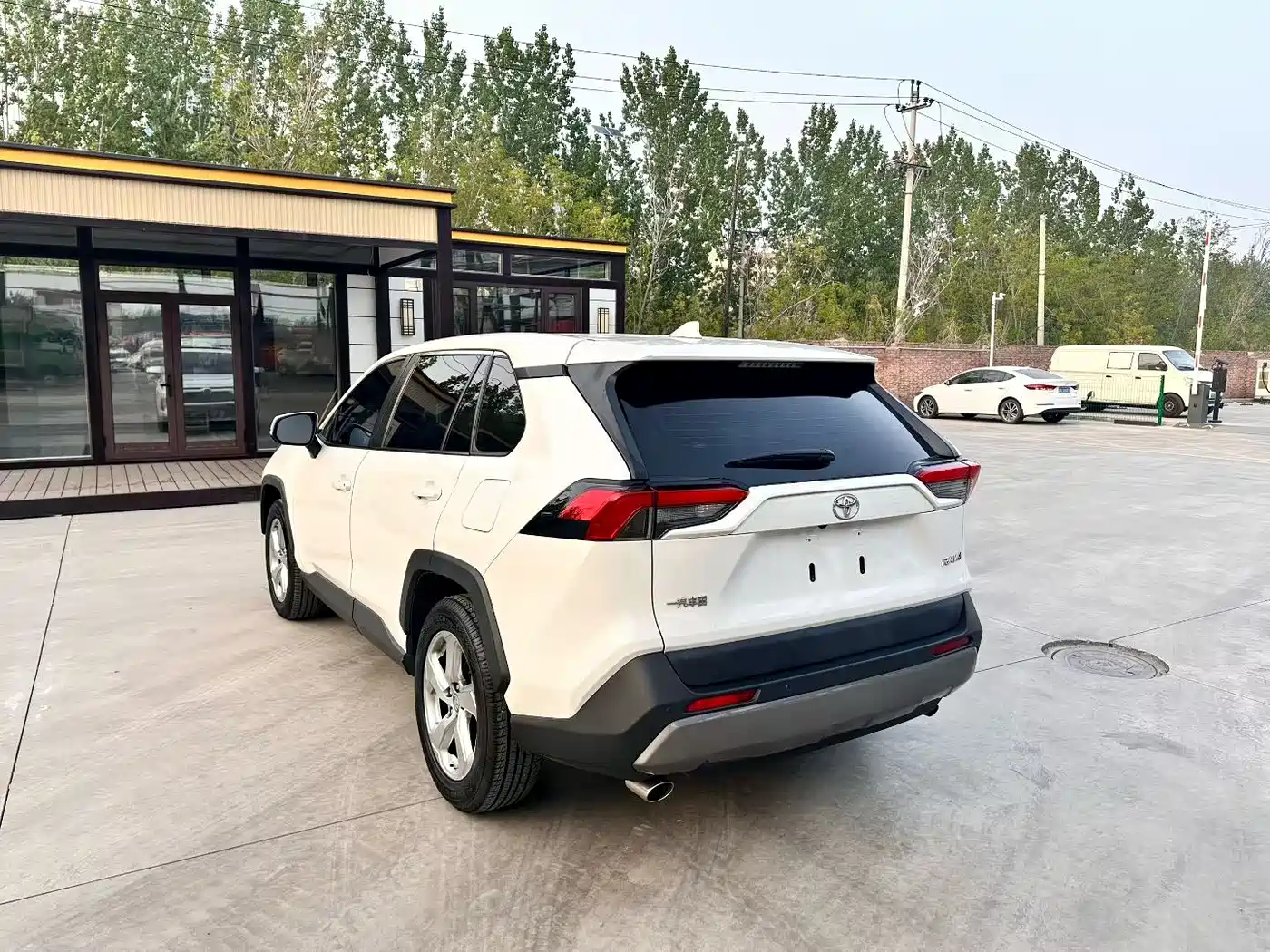 Toyota RAV4 Rongfang 2020 2.0L CVT 2WD Fashion PLUS фото 4
