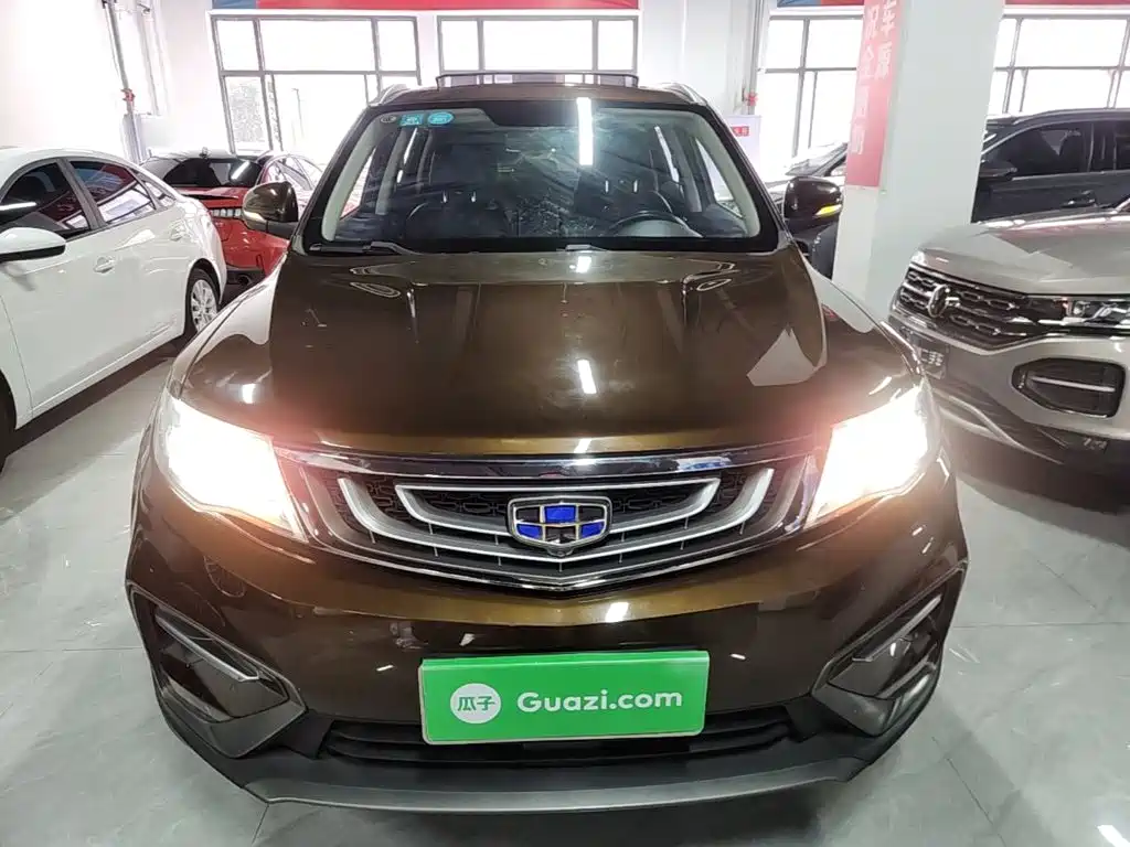 Фото 3 - Geely Atlas