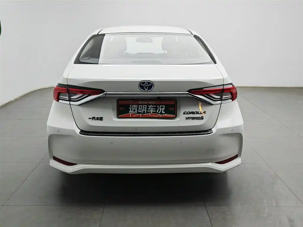 Toyota Corolla 2023 1.8L Smart Hybrid Dual Engine Pioneer Edition фото 4