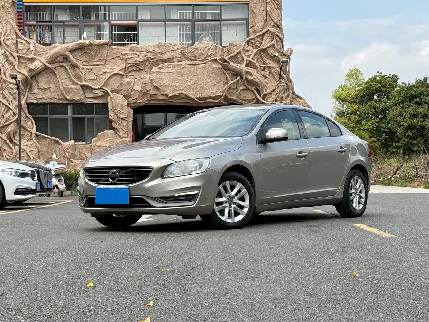 Photo 1 - Volvo S60