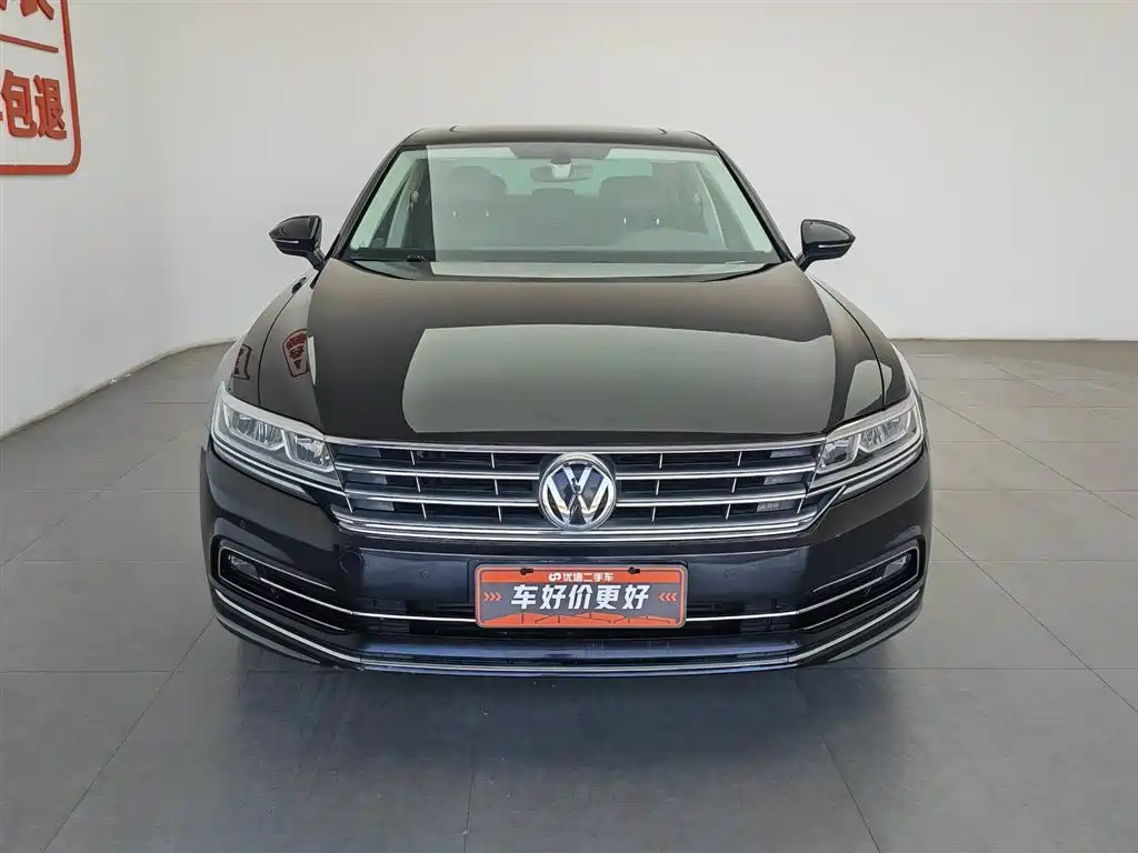 Volkswagen Phideon 2018 Facelift 380TSI FWD Business фото 3