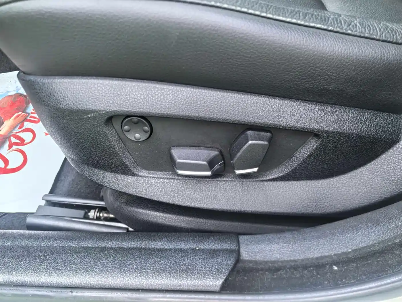 BMW 5 Series 2013 530Li Leadership фото 7