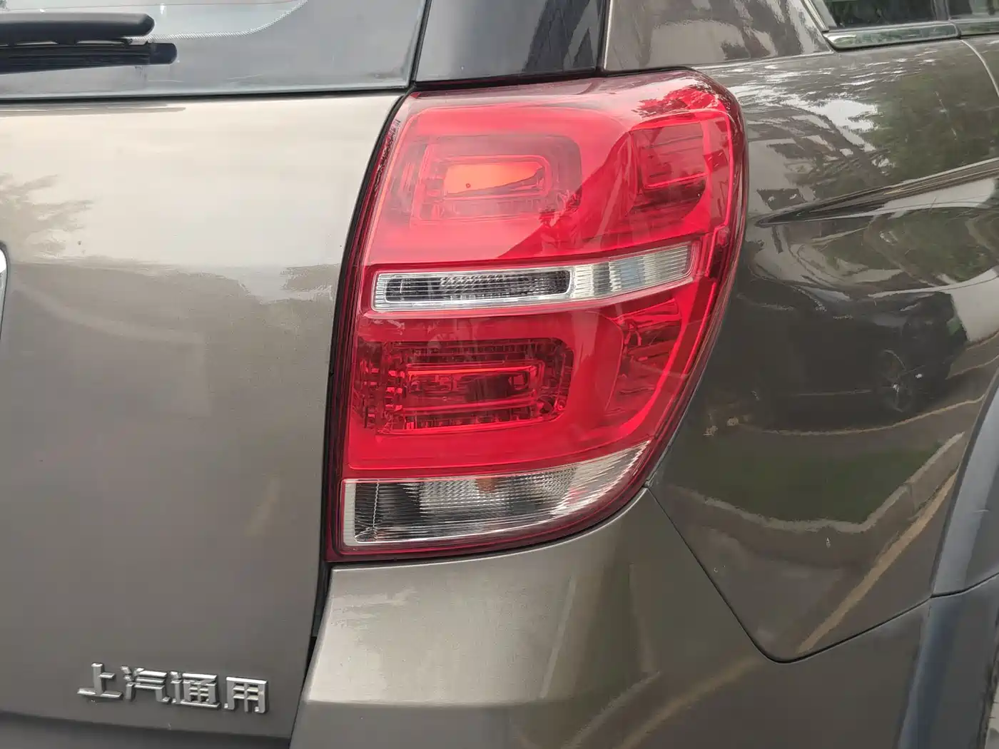 Chevrolet Captiva 2017 2.4L 2WD Luxury Edition 7-Seater фото 40